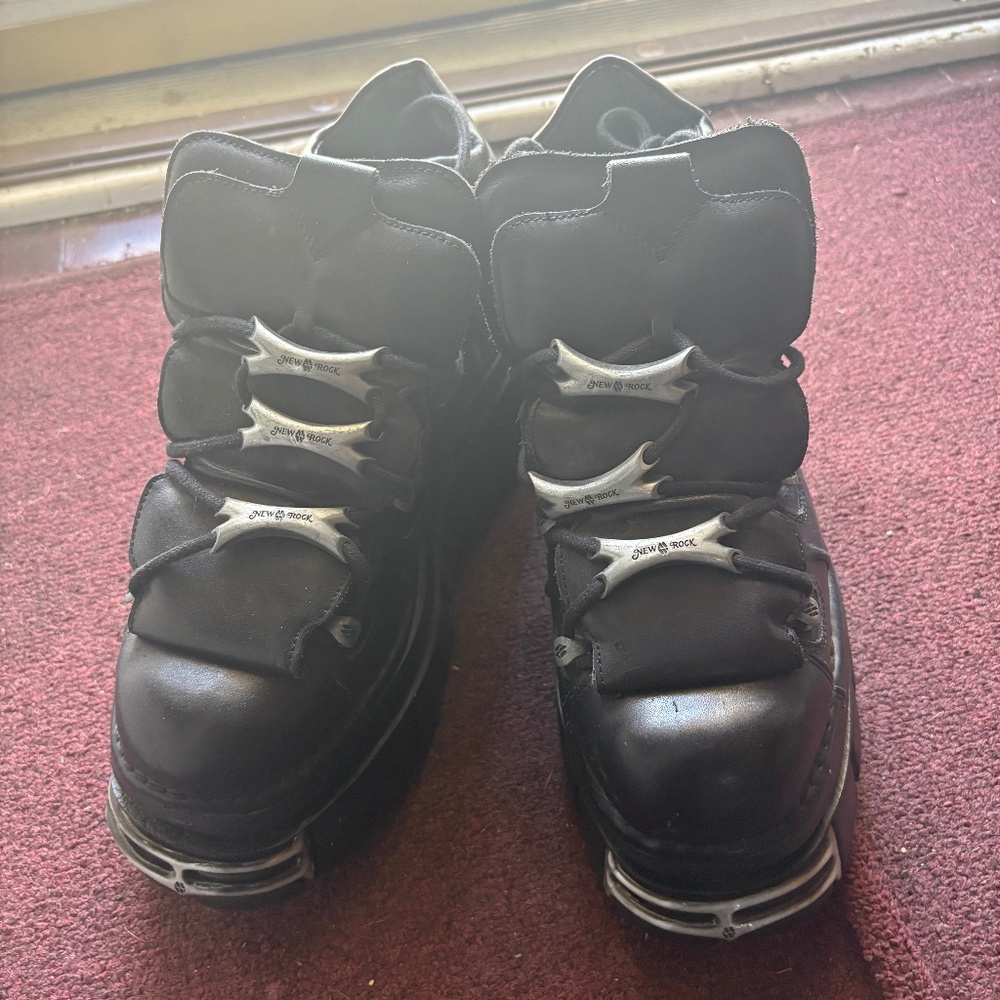 New rock platform ankle boots